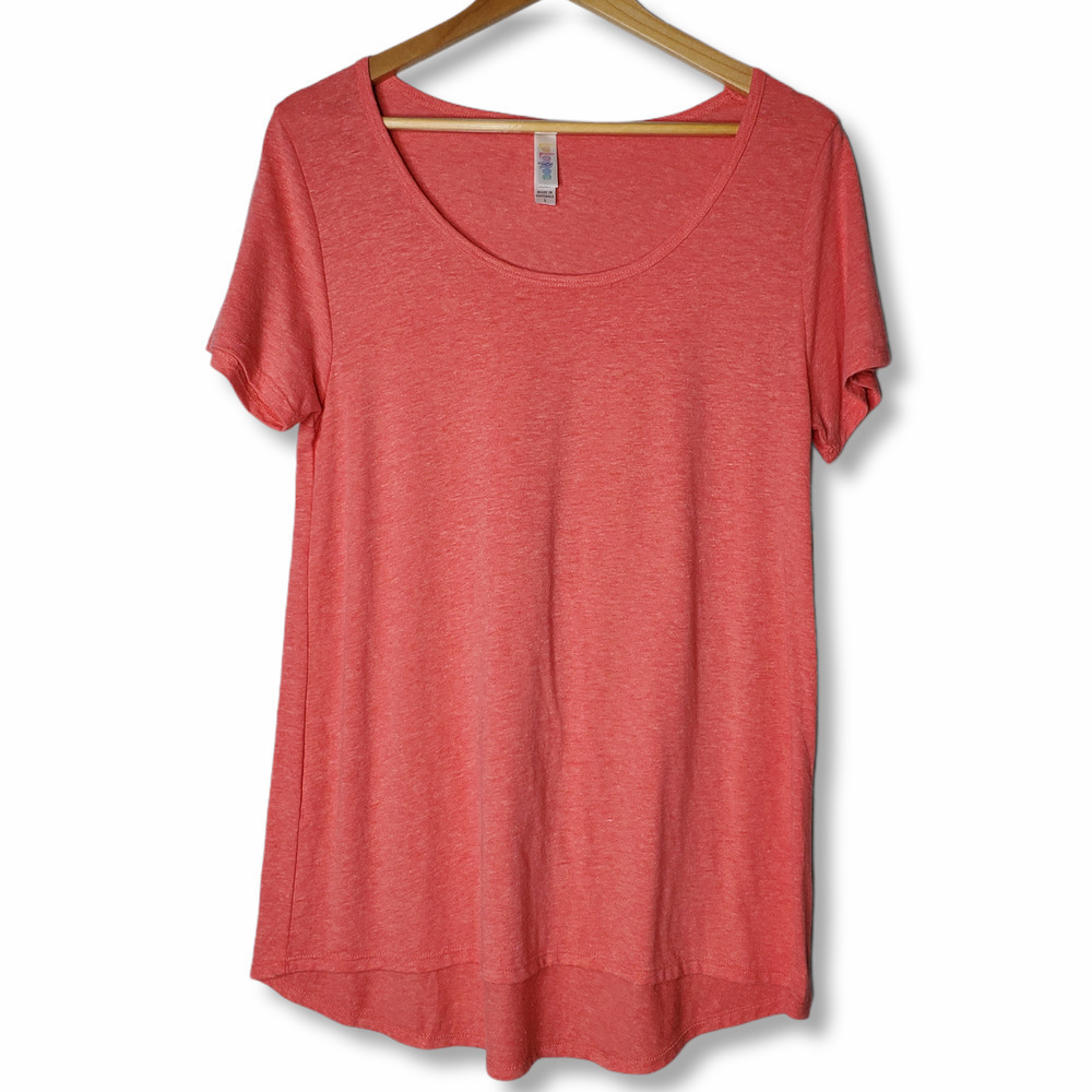 LuLaRoe Classic T Short Sleeve Top Coral Sz S